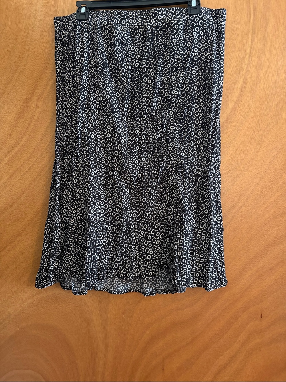 89th & Madison Black and White Printed Midi Skirt - Picture 2 of 2